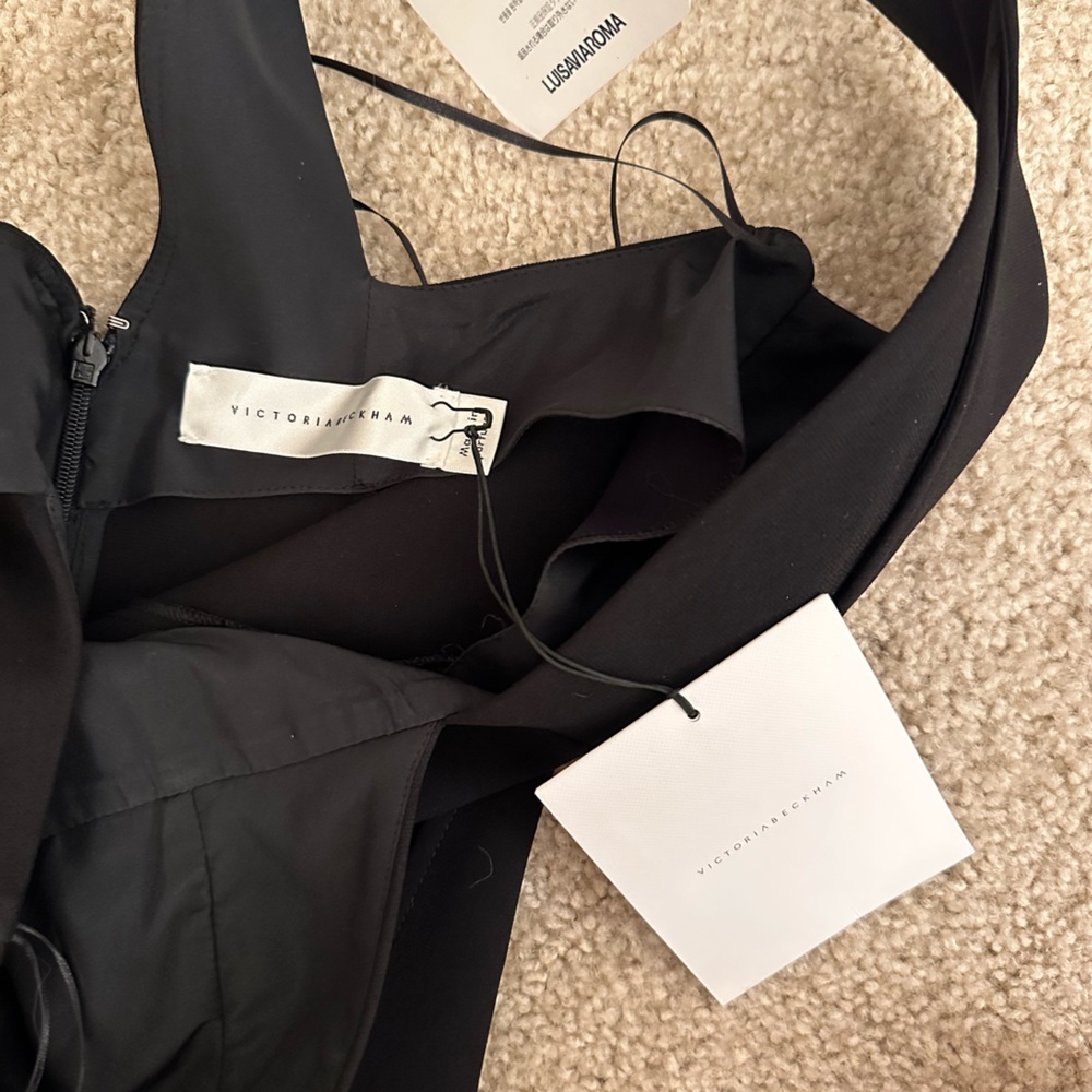 Victoria Beckham Fitted Black Crepe Dress - Picture 6 of 8